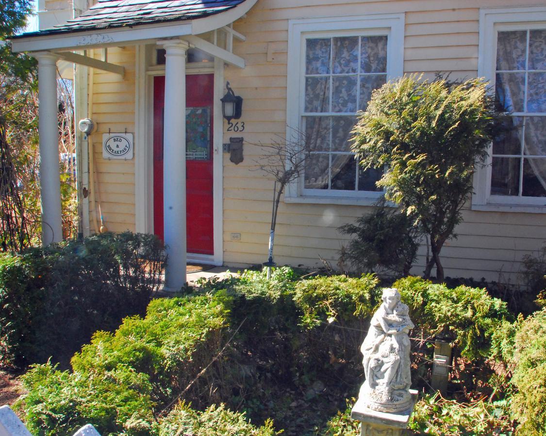 Apple Tree Historic
