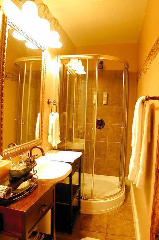 Apple Tree Historic Bed & Breakfast