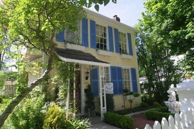 Bed & Breakfast Apple Tree Historic